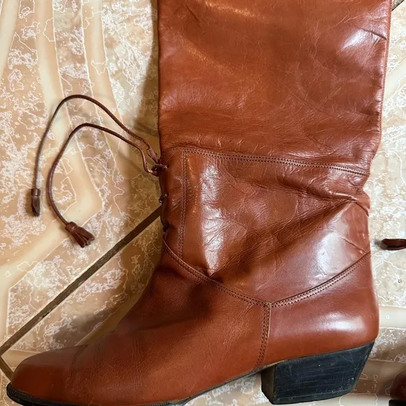 Vintage Liz Claiborne Brown Heeled Boots