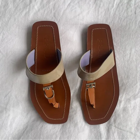 Vintage Prada Patent Leather Buckle Thong T Strap Sandals Tan Beige Brown