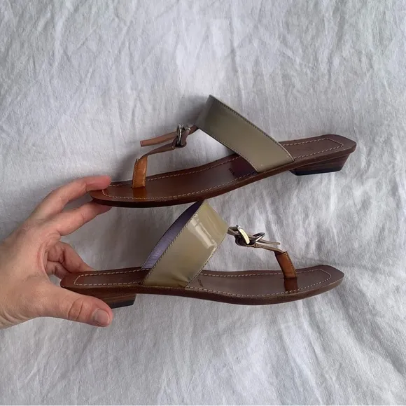 Vintage Prada Patent Leather Buckle Thong T Strap Sandals Tan Beige Brown