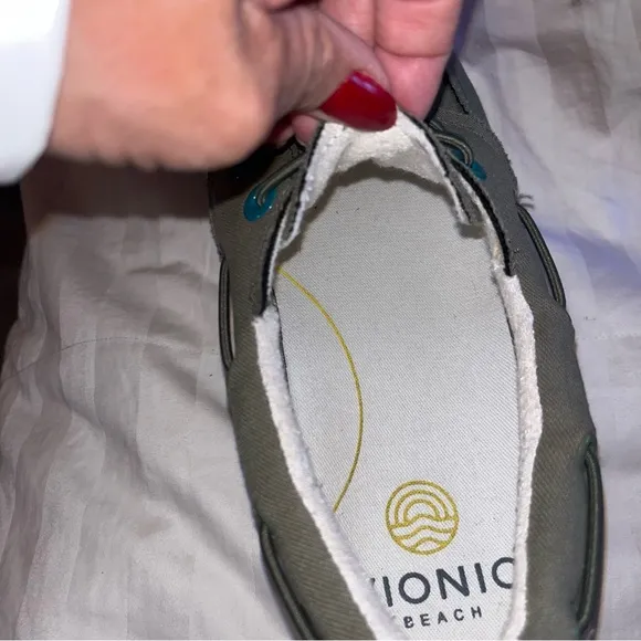 Vionic Beach Skipper Boat Shoes • Loafers