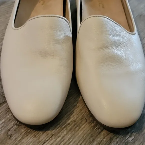 Vionic WILLA II Comfort Slip On Loafer Shoes Leather Removable Footbed Cream