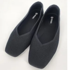 Vivaia Black Knit Square Toe Flats Women’s Size 9 / EU 40 (run big)