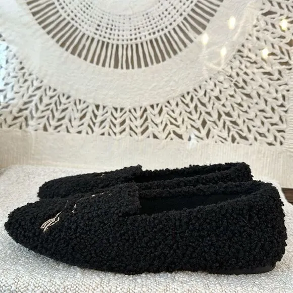 Vivaia Loafers Round Toe Recycled Faux Fur Size 41 US sz 9.5 Cozy Cute