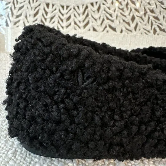 Vivaia Loafers Round Toe Recycled Faux Fur Size 41 US sz 9.5 Cozy Cute