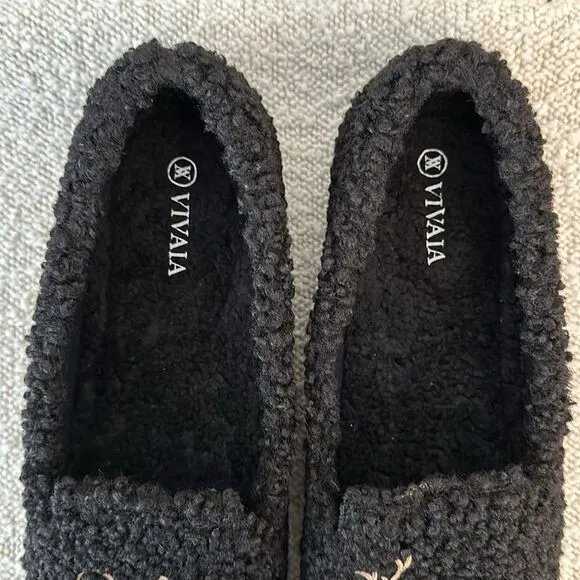 Vivaia Loafers Round Toe Recycled Faux Fur Size 41 US sz 9.5 Cozy Cute