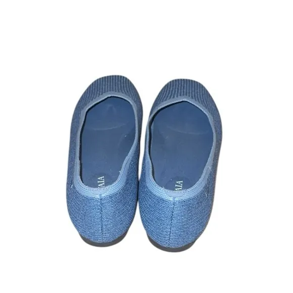 VIVAIA Margot 2.0 Denim Blue Square-Toe V-Cut‎ Flats Size 39/8