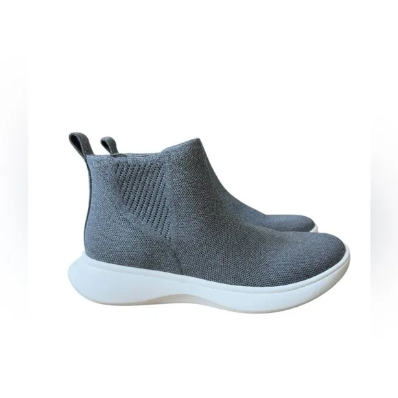 Vivaia Urban Slip On Mesh Bootie Sneakers Size US 7