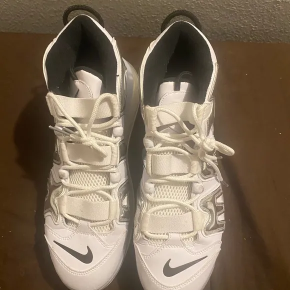White and Silver High-Top Sneakers Air Max 720 QS Chrome fit women size 13