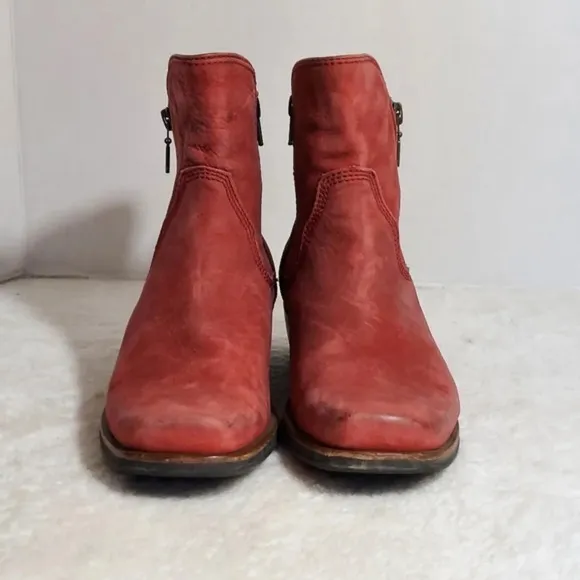 Wolky Alpine Red Distressed‎ Leather Double Zip Square Toe Ankle Boots