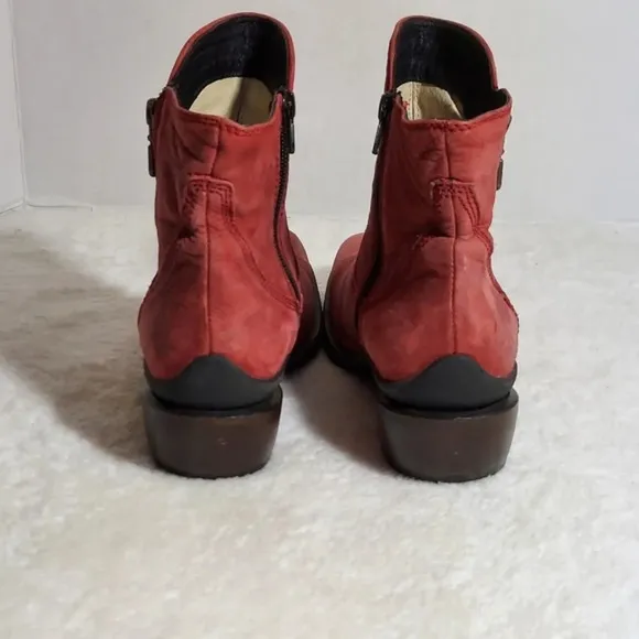 Wolky Alpine Red Distressed‎ Leather Double Zip Square Toe Ankle Boots