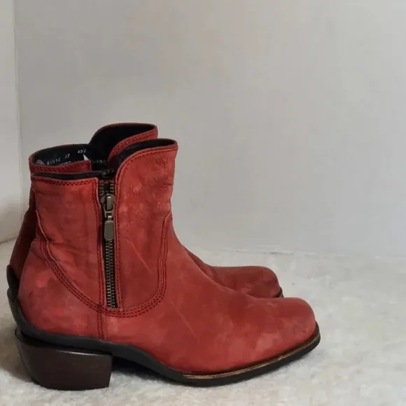 Wolky Alpine Red Distressed‎ Leather Double Zip Square Toe Ankle Boots