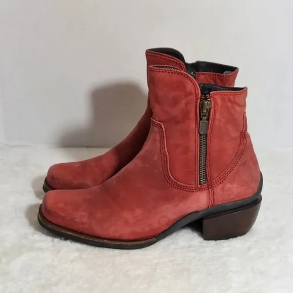 Wolky Alpine Red Distressed‎ Leather Double Zip Square Toe Ankle Boots