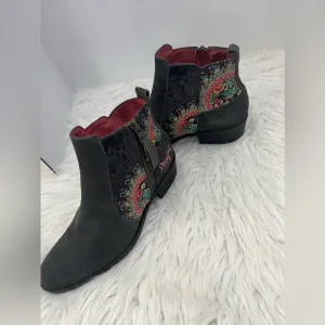 Womens Boots