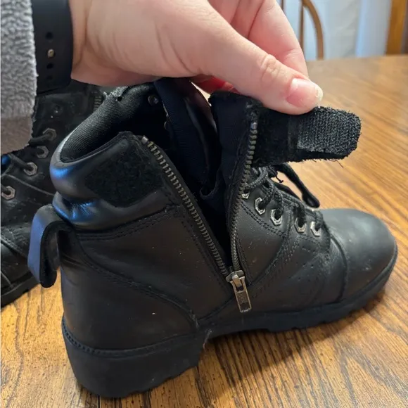 Women’s Milwaukee leather riding boots 8.5