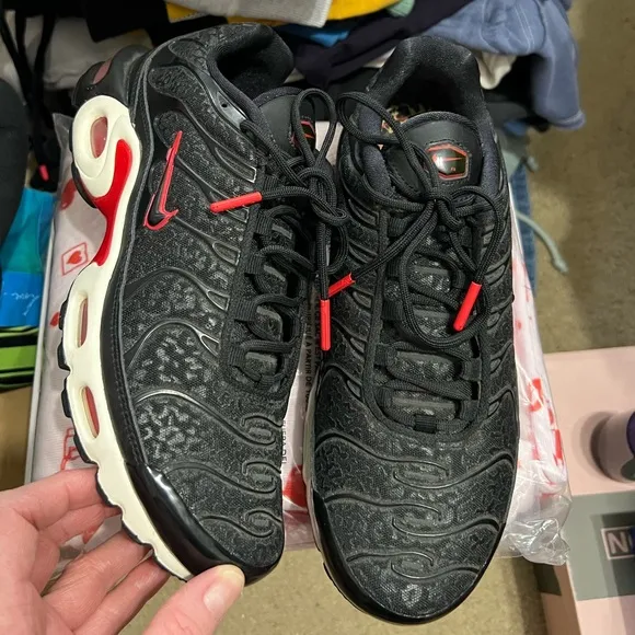 Women’s Nike Air Max Plus Premium Black Red Leopard Sneakers (No Box)