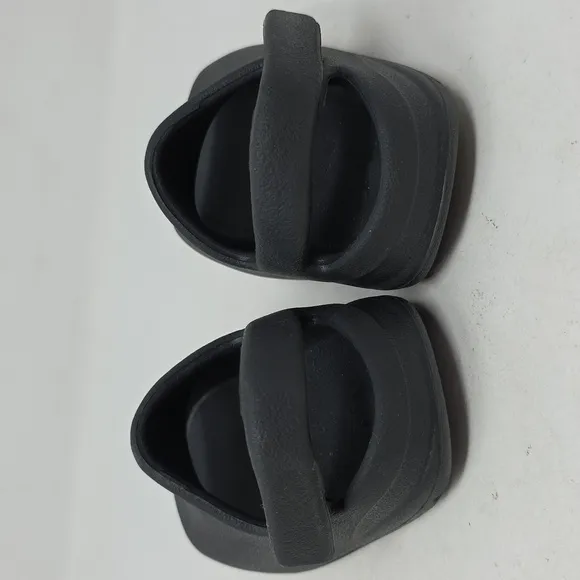 Yeezy Slides Infants Onyx Sandals Size 3K