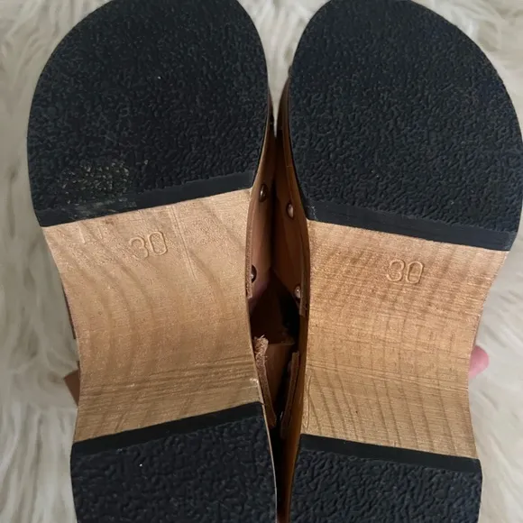 Zara Brown Leather Clog Sandals
