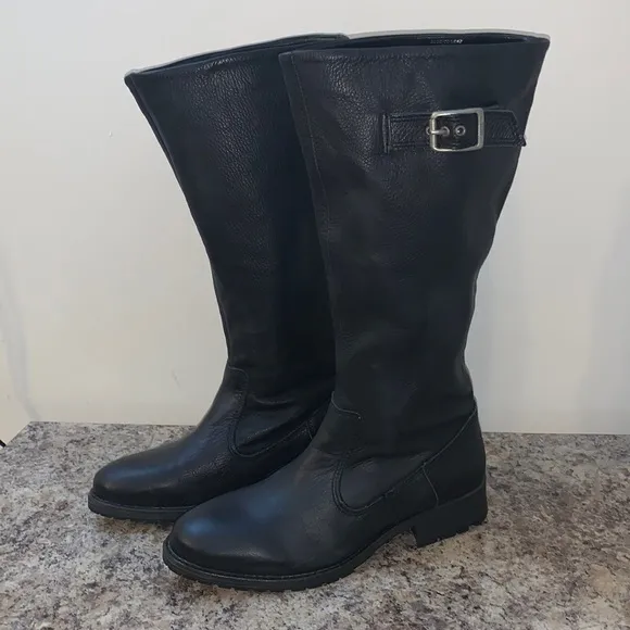Zara Genuine Leather and Suede Interior Boots