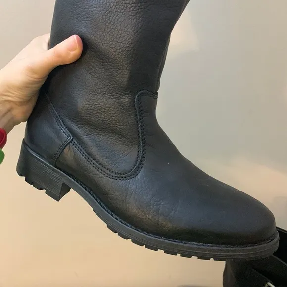 Zara Genuine Leather and Suede Interior Boots