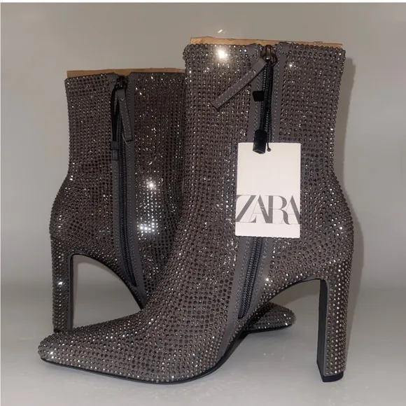 Zara NWT ✨ silver rhinestone Jeweled, sparkly bedazzled short heeled boots sz 41
