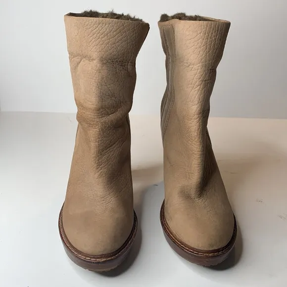 Zara taupe leather fur lined heeled boots