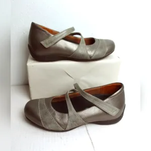 Ziera Xray-W  Mary-Jane Flats Women's Pearl Metallic Leather Size 9W/39.5