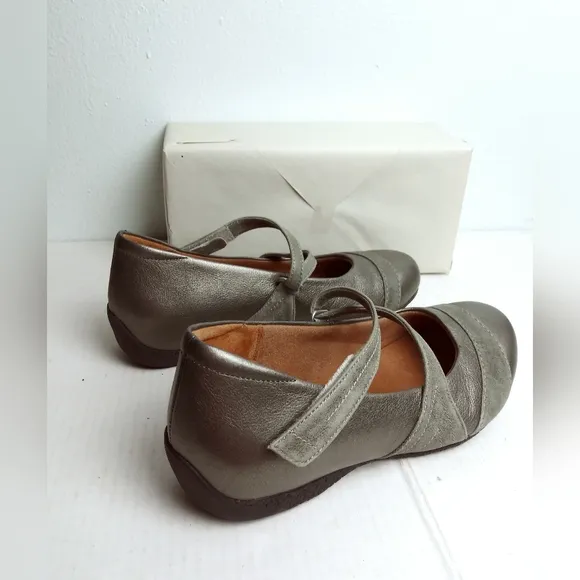 Ziera Xray-W  Mary-Jane Flats Women's Pearl Metallic Leather Size 9W/39.5